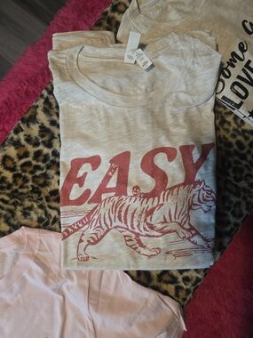 Easy Tiger Graphic Short Sleeve Tee - Beige with Red Print